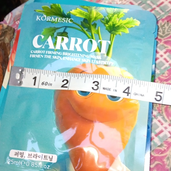 🆕️2 FULL SETS OF FRUIT & VEGGIE MASKS~ TOMATO PUMPKIN AVOCADO CARROT BLUEBERRY - Picture 16 of 17